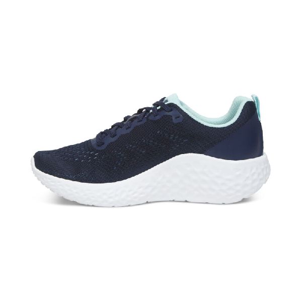 Aetrex sneaker