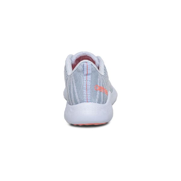 Aetrex sneaker