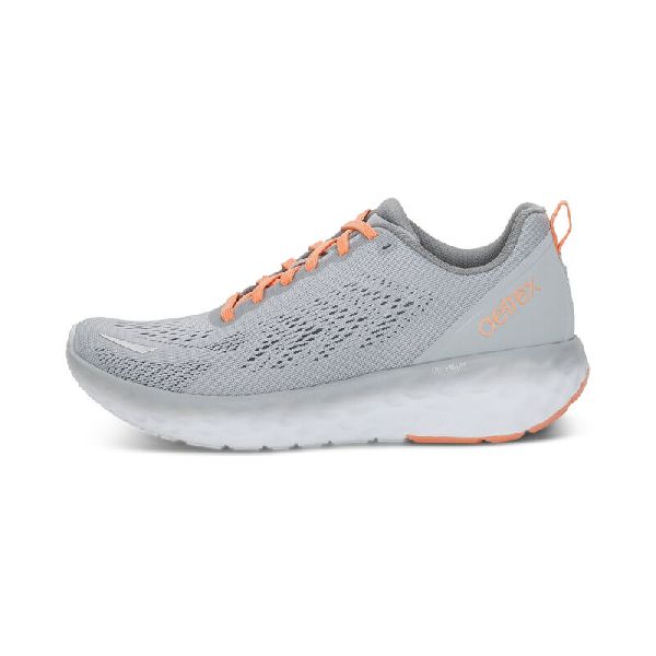 Aetrex sneaker