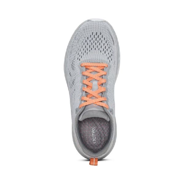 Aetrex sneaker